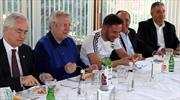 Fenerbahçe'de moral yemeği 